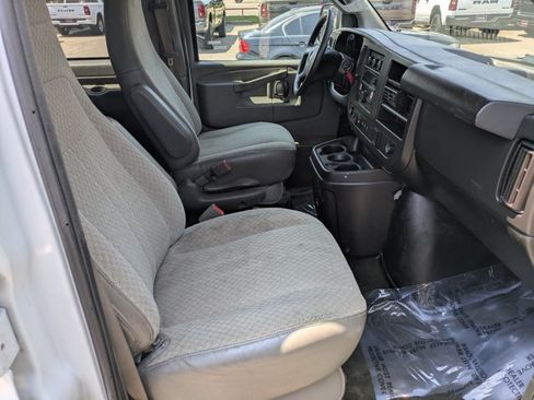 Used 2019 Chevrolet Express 3500 LT w/ LT Preferred Equipment Group RWD image 20