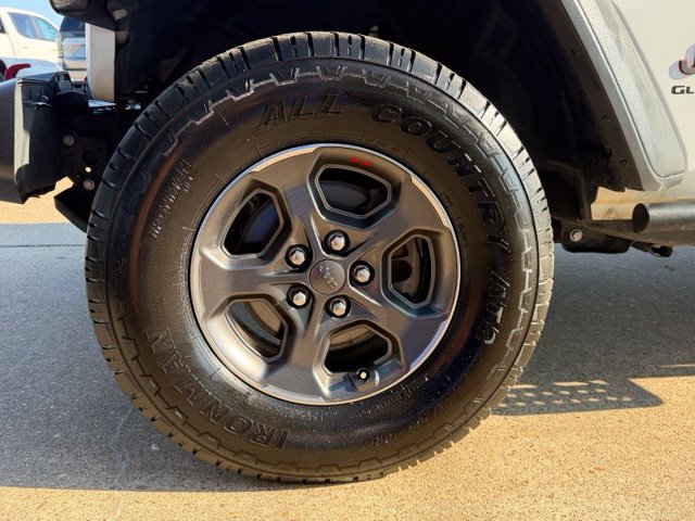 Used 2020 Jeep Gladiator Rubicon w/ Trailer Tow Package AWD/4WD image 7