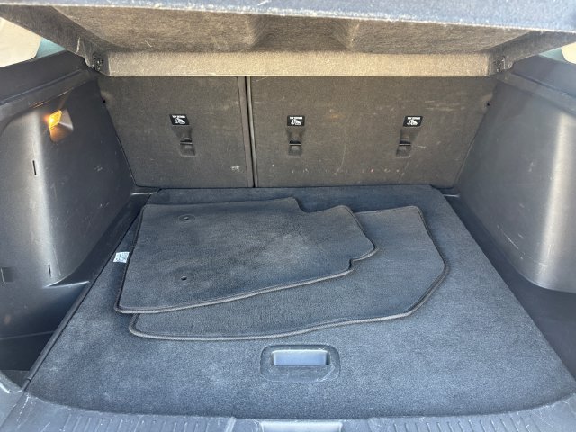 Used 2024 Chevrolet Trax LT FWD image 19