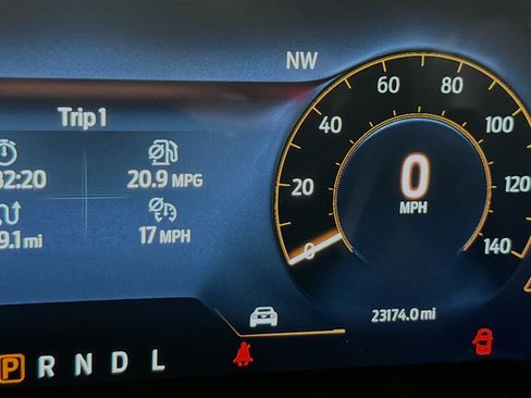 Used 2024 Ford Mustang Coupe RWD image 13