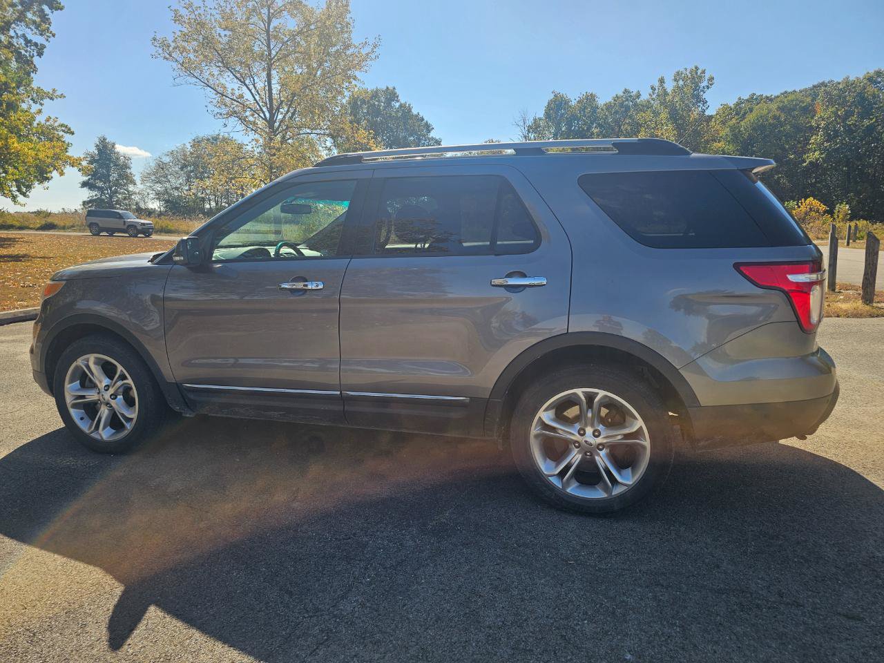 Used 2014 Ford Explorer Limited AWD/4WD image 8