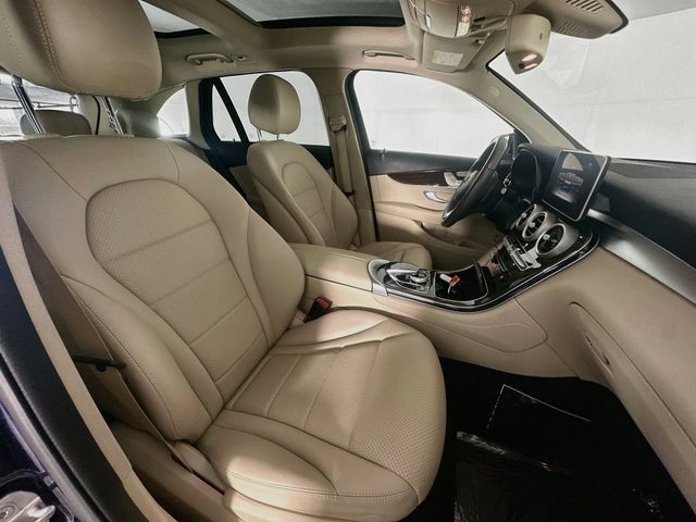 Used 2016 Mercedes-Benz GLC 300 image 28