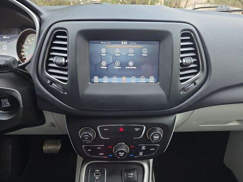 Used 2019 Jeep Compass Latitude w/ Popular Equipment Group image 24