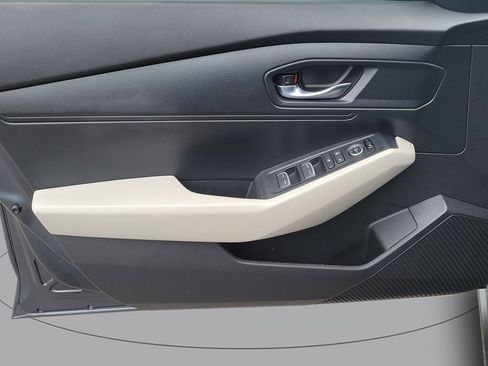Used 2023 Honda Accord LX image 12