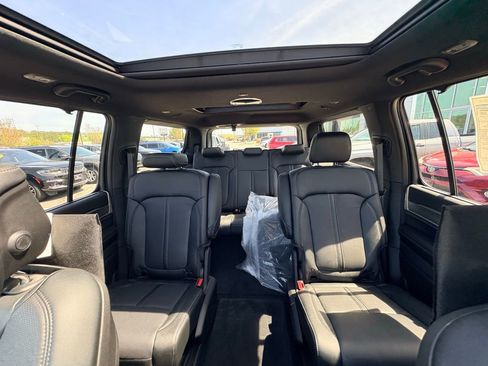 New 2026 Jeep Grand Wagoneer Limited AWD/4WD image 35