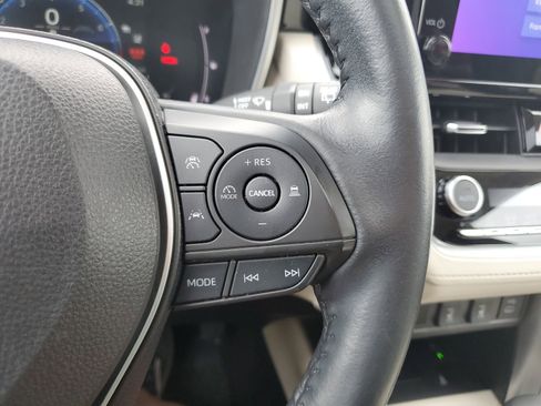 Certified 2023 Toyota Corolla Cross XLE w/ Convenience Package image 23