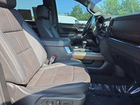 Used 2024 Chevrolet Silverado 1500 High Country w/ Max Trailering Package AWD/4WD image 31