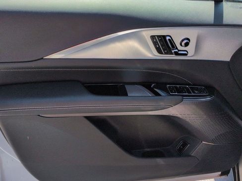 Certified 2024 Cadillac Lyriq Tech RWD image 27