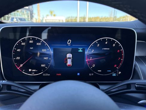 Used 2026 Mercedes-Benz GLC 300 GLC 300 image 32