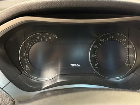 Used 2016 Lincoln MKZ w/ Equipment Group 300A Reserve FWD image 9