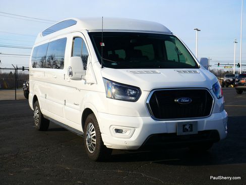 Used 2023 Ford Transit 150 Low Roof AWD image 20