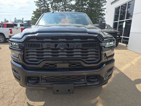 Used 2025 RAM 2500 Big Horn AWD/4WD image 2