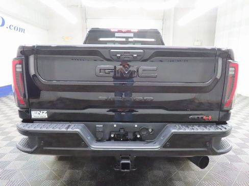 Used 2025 GMC Sierra 2500 AT4 w/ AT4 Premium Plus Package image 41