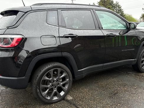 Used 2021 Jeep Compass Latitude AWD/4WD image 10