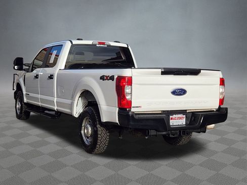 Used 2022 Ford F250 XL w/ Power Equipment Group image 7