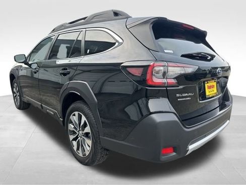 Used 2024 Subaru Outback Limited image 5