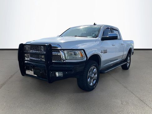 Certified 2017 RAM 2500 Laramie image 3