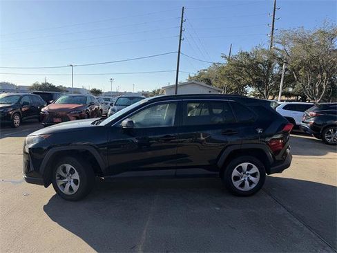 Certified 2021 Toyota RAV4 LE image 8