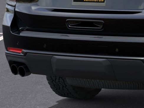 New 2026 Chevrolet Suburban Z71 image 14