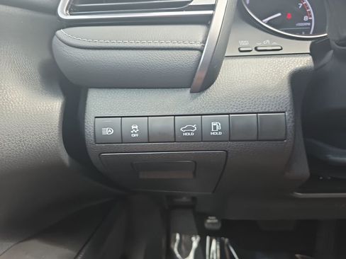 Used 2023 Toyota Camry SE image 34