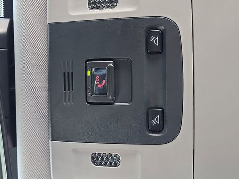 Used 2024 Toyota Camry SE w/ Blackout Package (TMS) image 25