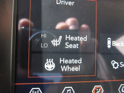 Used 2021 Jeep Cherokee Sport w/ Popular Appearance Group AWD/4WD image 18