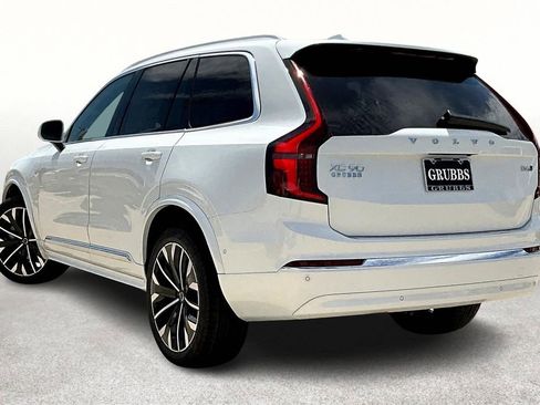New 2026 Volvo XC90 B6 Plus w/ Protection Package Premier image 5