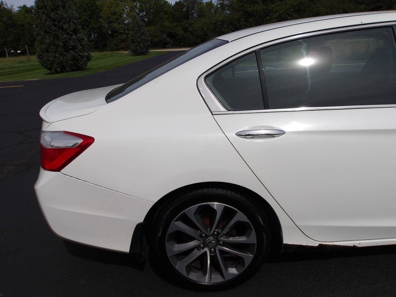 Used 2013 Honda Accord Sport image 33