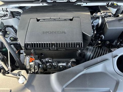 New 2025 Honda Pilot EX-L image 13