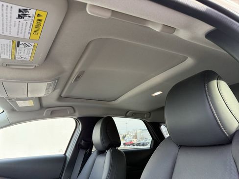 Used 2023 MAZDA CX-30 AWD 2.5 S w/ Premium Package image 8