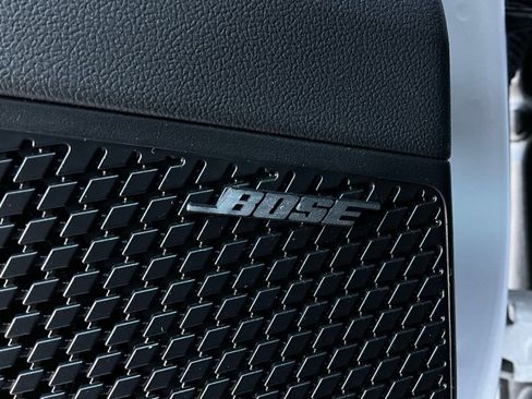 Used 2025 Hyundai Elantra Limited image 24