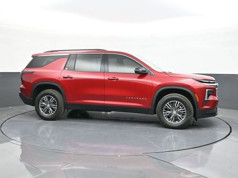 New 2026 Chevrolet Traverse LT w/ Driver Confidence Package image 19