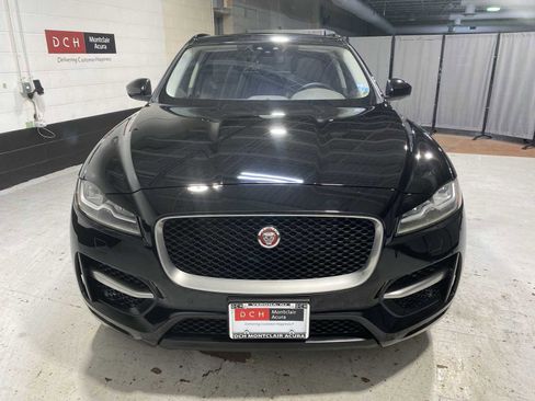 Used 2017 Jaguar F-PACE R-Sport image 6