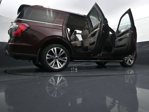 Used 2021 Ford Expedition Limited AWD/4WD image 40