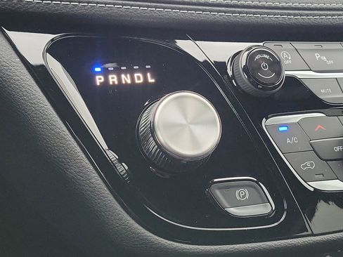 New 2026 Chrysler Pacifica Select image 30