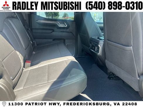 Used 2023 Chevrolet Silverado 1500 LTZ AWD/4WD image 15