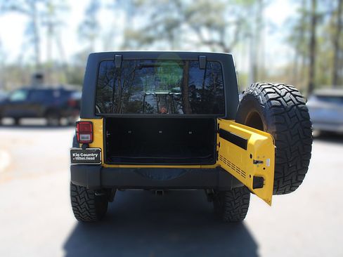 Used 2015 Jeep Wrangler Unlimited Sport w/ Quick Order Package 24S image 9