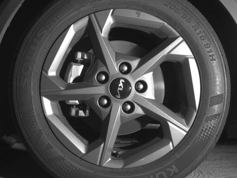 Used 2025 Kia K4 LXS image 12