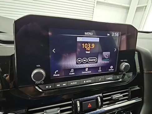 Used 2024 Nissan Pathfinder Rock Creek image 14