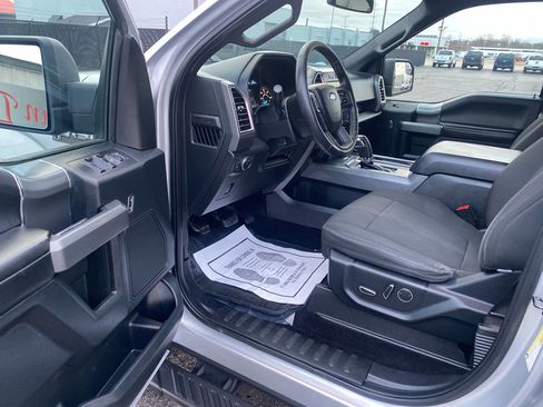 Used 2015 Ford F150 XLT w/ Equipment Group 302A Luxury image 23