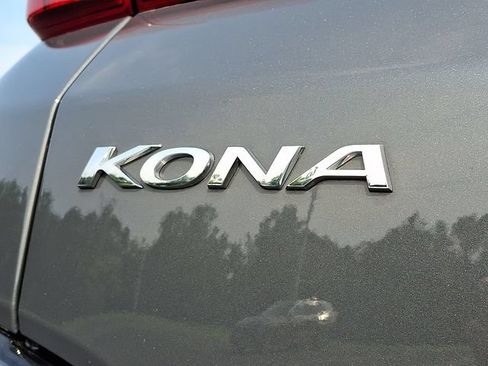 Used 2023 Hyundai Kona SEL AWD/4WD image 30