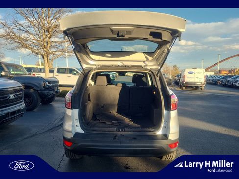 Used 2017 Ford Escape S image 31