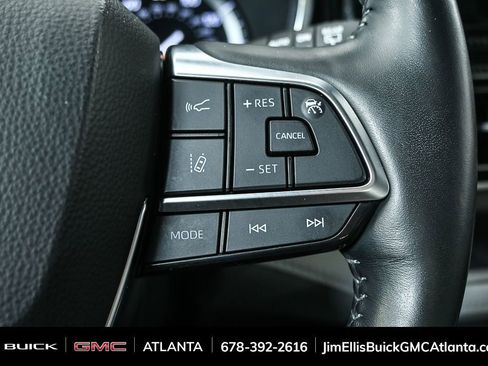 Used 2021 Toyota Highlander Platinum image 11