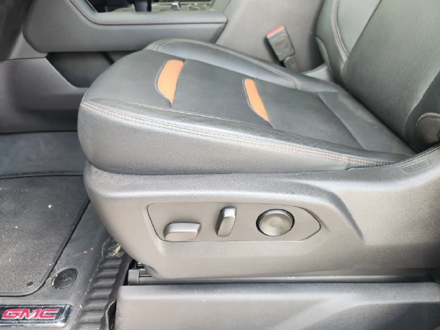 Used 2023 GMC Sierra 1500 AT4 w/ AT4 Premium Package AWD/4WD image 23