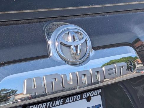 Used 2022 Toyota 4Runner Limited AWD/4WD image 12