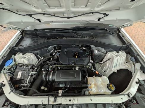 Certified 2020 Ford Explorer XLT w/ Equipment Group 202A image 25