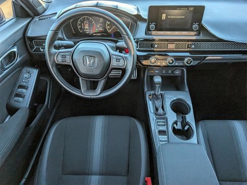 Used 2025 Honda Civic Sport image 10