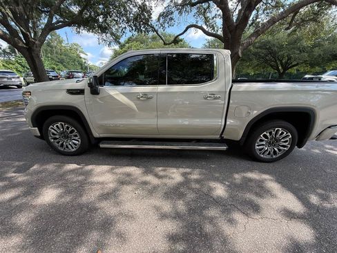 Used 2026 GMC Sierra 1500 Denali Ultimate AWD/4WD image 9