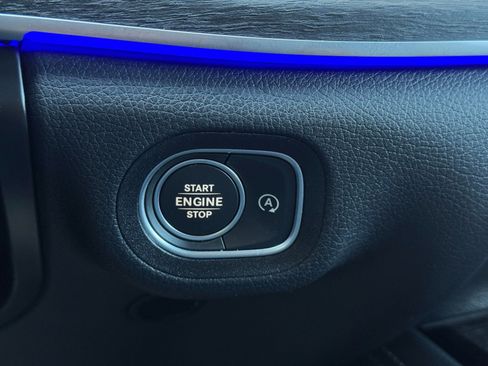 Used 2021 Mercedes-Benz GLS 450 4MATIC image 25