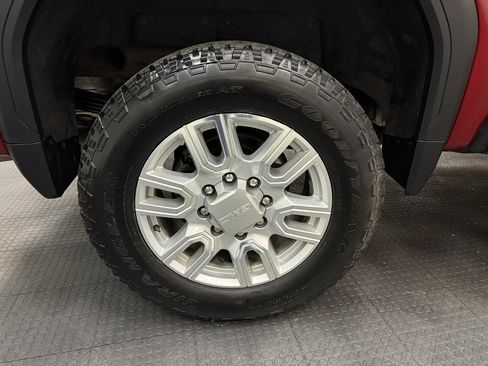 Used 2020 GMC Sierra 2500 SLT w/ SLT Premium Plus Package image 11